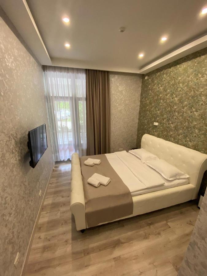 Arizet Boutique Mamaia